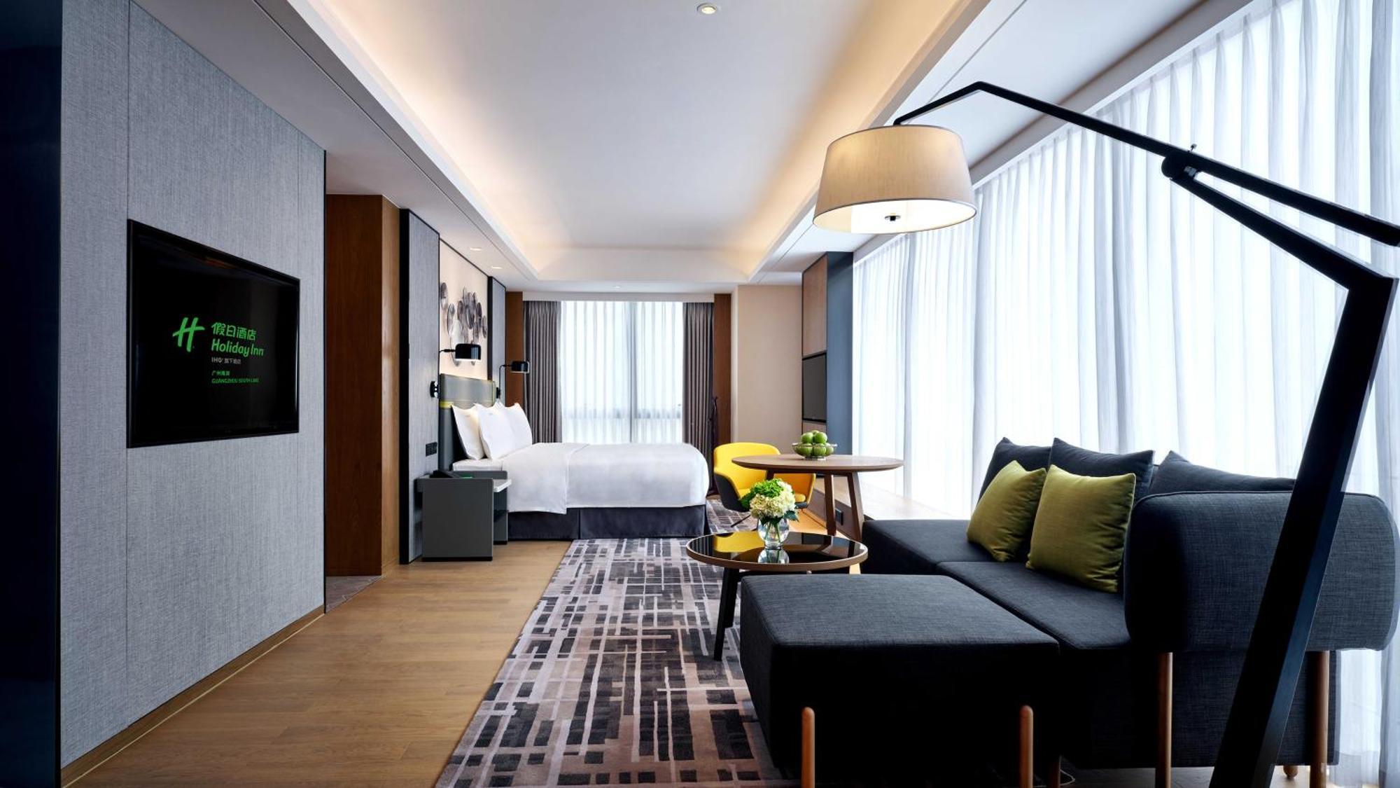 Holiday Inn Guangzhou South Lake Hotel - Ideal For Business & Leisure Экстерьер фото